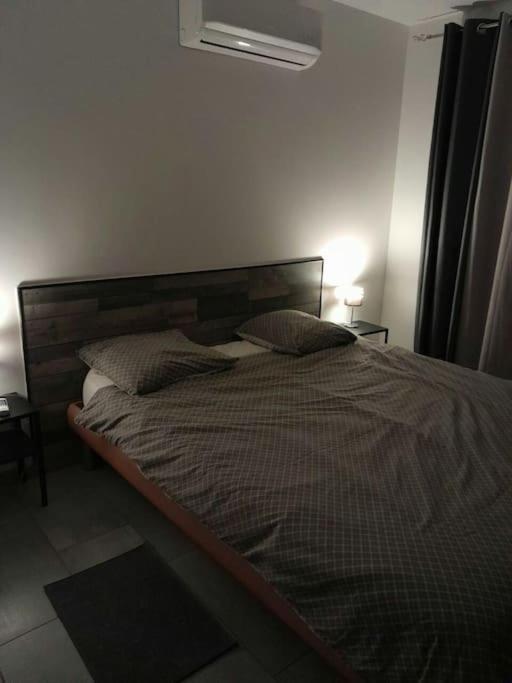 Appartement Spacieux &Tres Calme. Spacious & Very Quiet Apartment. Carros Eksteriør bilde
