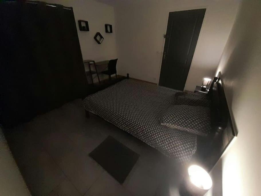 Appartement Spacieux &Tres Calme. Spacious & Very Quiet Apartment. Carros Eksteriør bilde