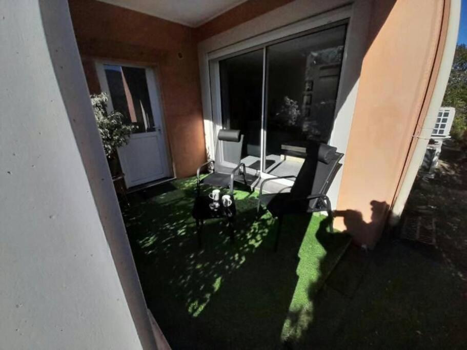 Appartement Spacieux &Tres Calme. Spacious & Very Quiet Apartment. Carros Eksteriør bilde